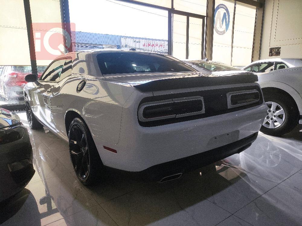 Dodge Challenger